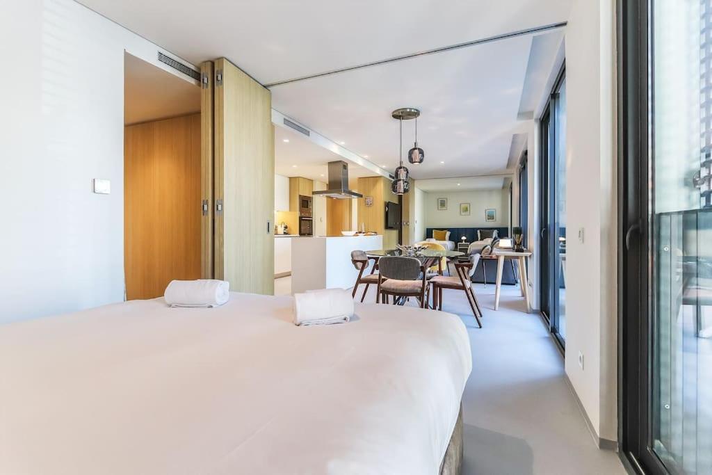 Apartment Marques Pombal 2 Bed Lisbon